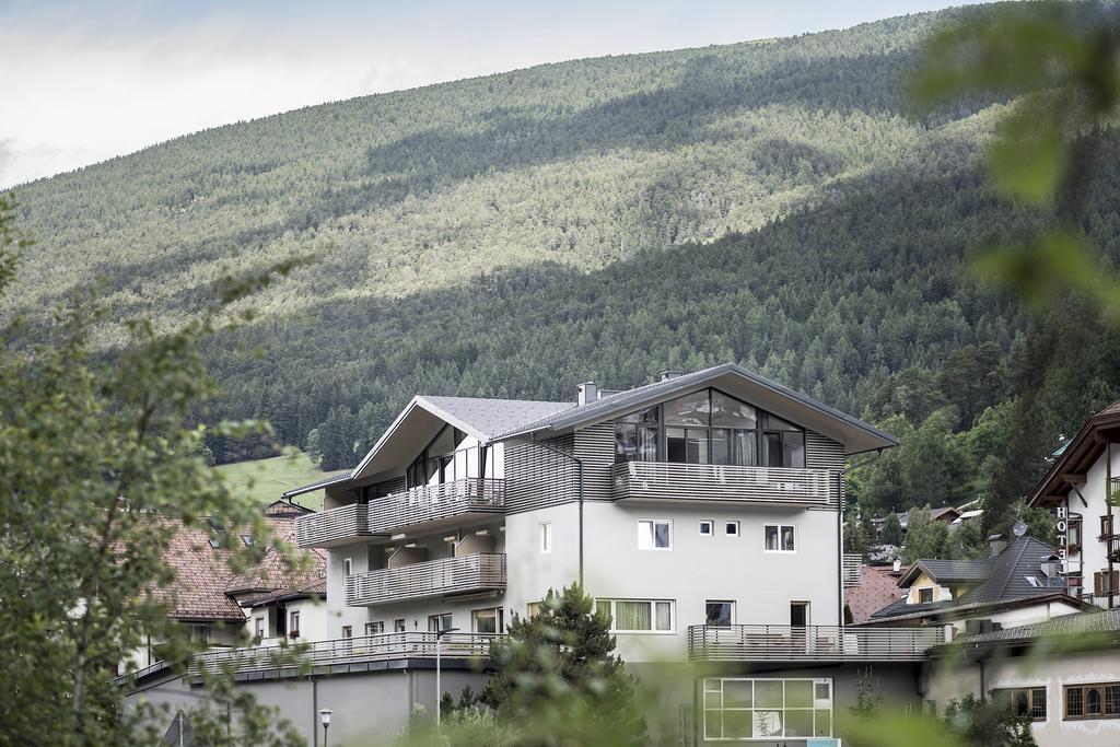 Residence Hotel Fever Ortisei Zewnętrze zdjęcie
